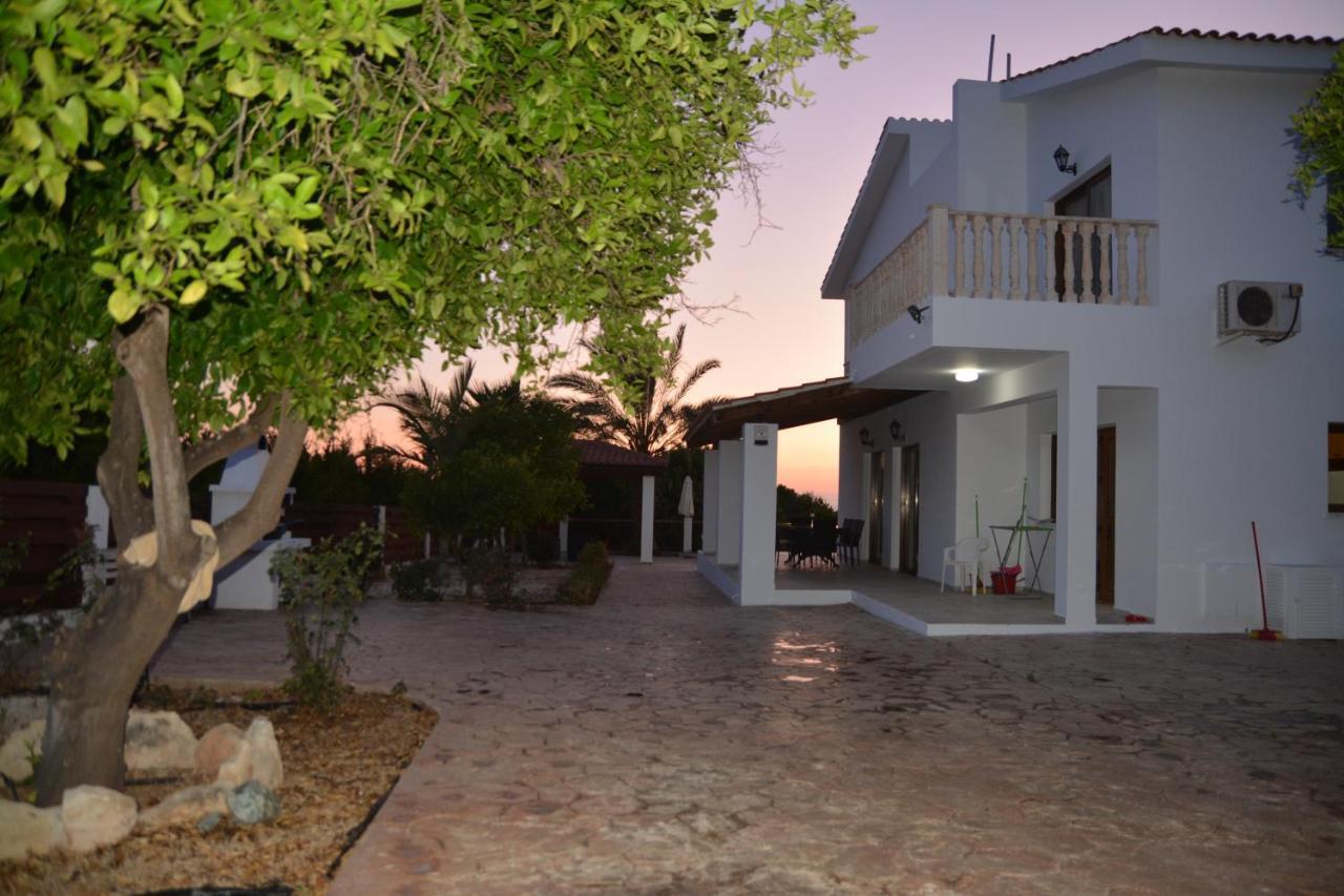 Villa Lambriana Péjia Kültér fotó
